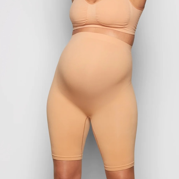 SKIMS MATERNITY SCULPTING SHORT MID THIGH - Picture 11 of 12